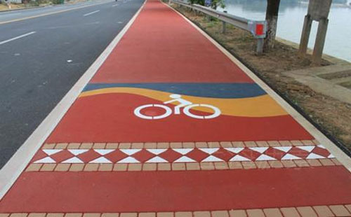 玛曲彩色路面解决方案：环氧地坪的新趋势