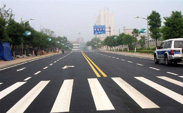 玛曲标线涂料在玛曲环氧地坪项目中的选择与应用